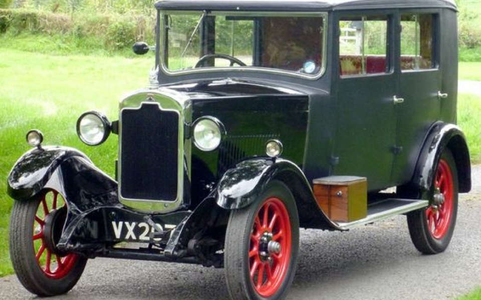 1929-rover-10-25-riviera-saloon-by-weymann