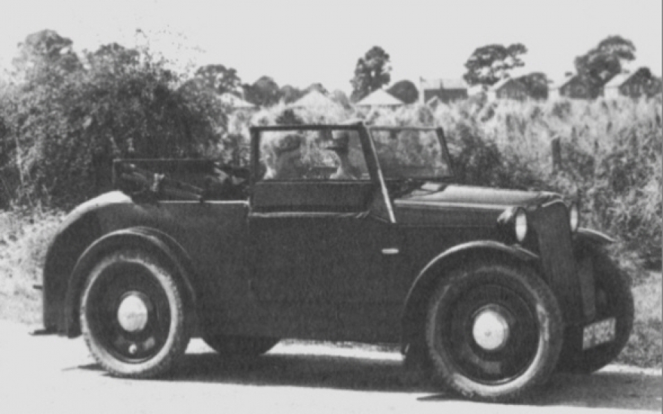 1931-rover-scarab-seitlich-96dpi